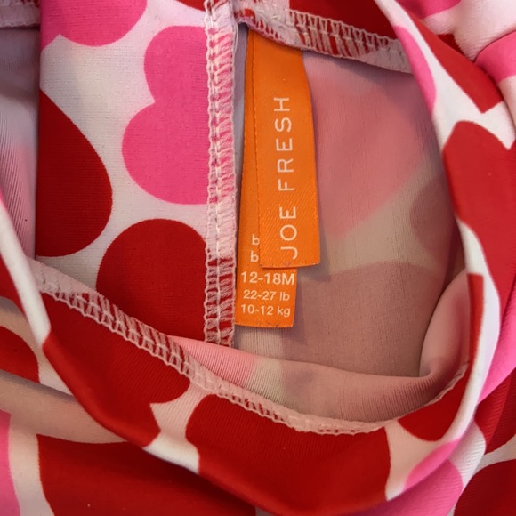 3/20⭐️ Rash guard set 12-18m - Picture 3 of 3